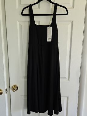 Crz YOGA Women’s Black Sleeveless Scoop-Neck Midi Dress XS